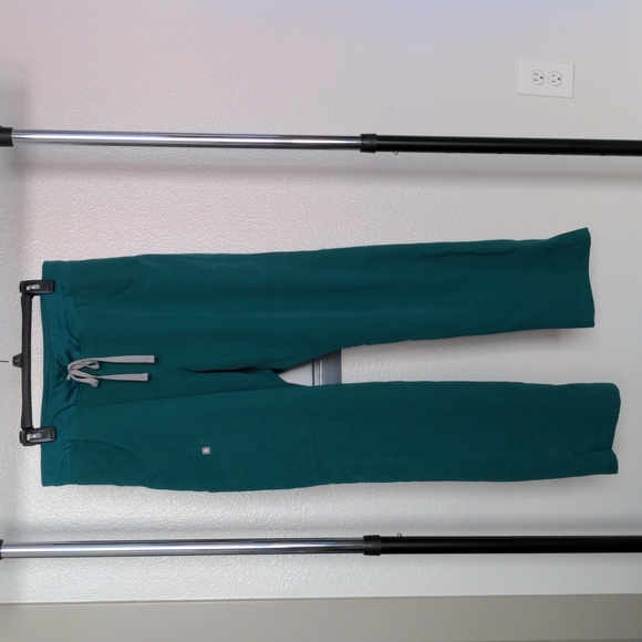 Figs Pants & Jumpsuits Figs Kade Large Hunter Green Scrub Pants